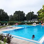Korekt 3* Piest'any
