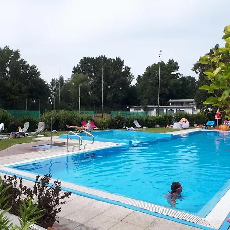 Korekt 3* Piest'any